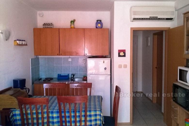 Appartement entièrement meublé, à vendre
