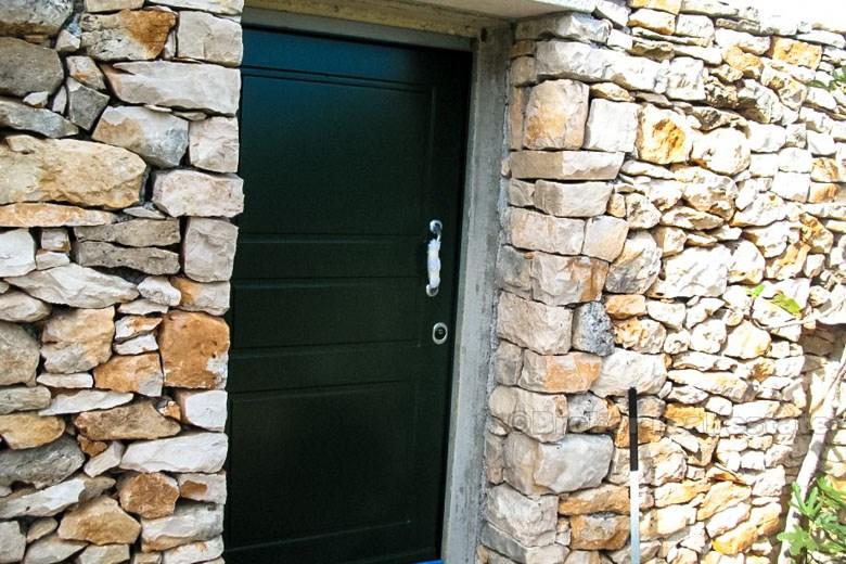 Dům s pozemkem, k prodeji