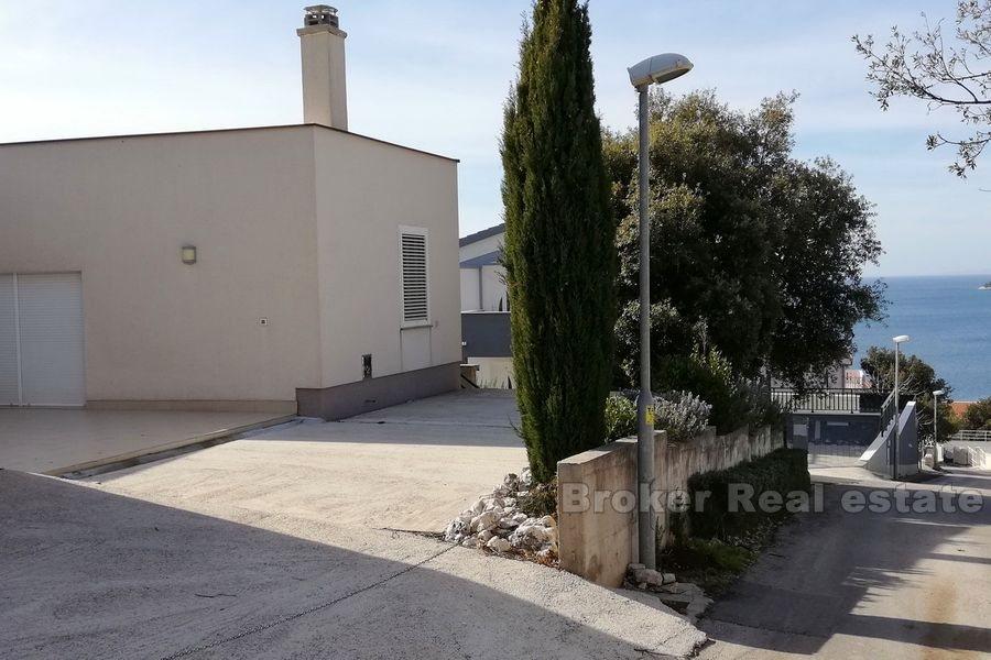 Casa moderna con vista sul mare aperto