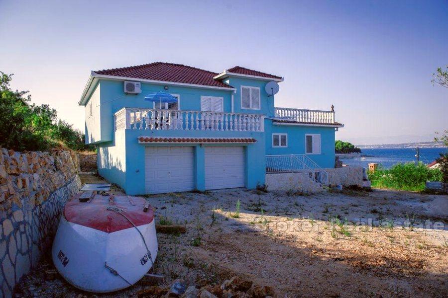 Das Haus in zweiter Reihe vom Meer