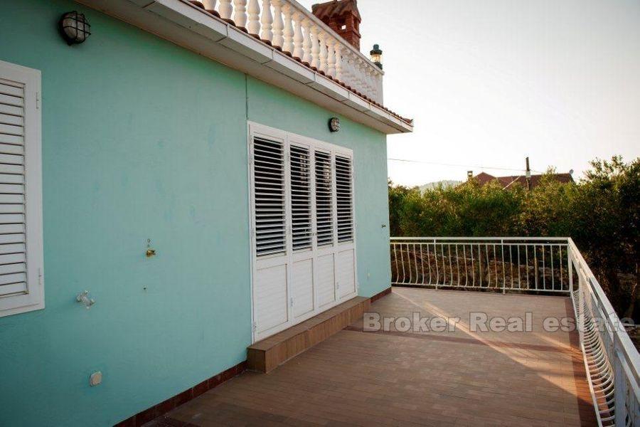 Das Haus in zweiter Reihe vom Meer