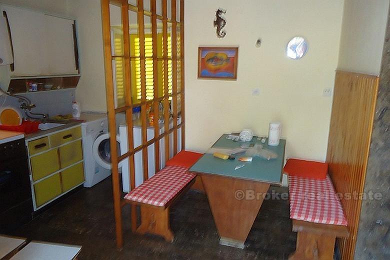House infront of the sea, for sale