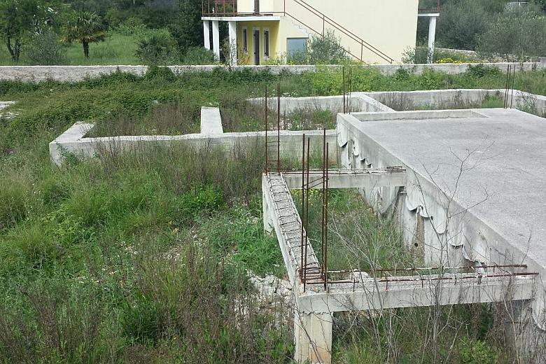 Projekt - građevinsko zemljiste, na prodaju