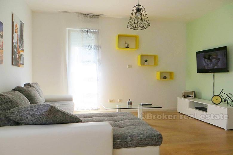 Appartement de trois chambres