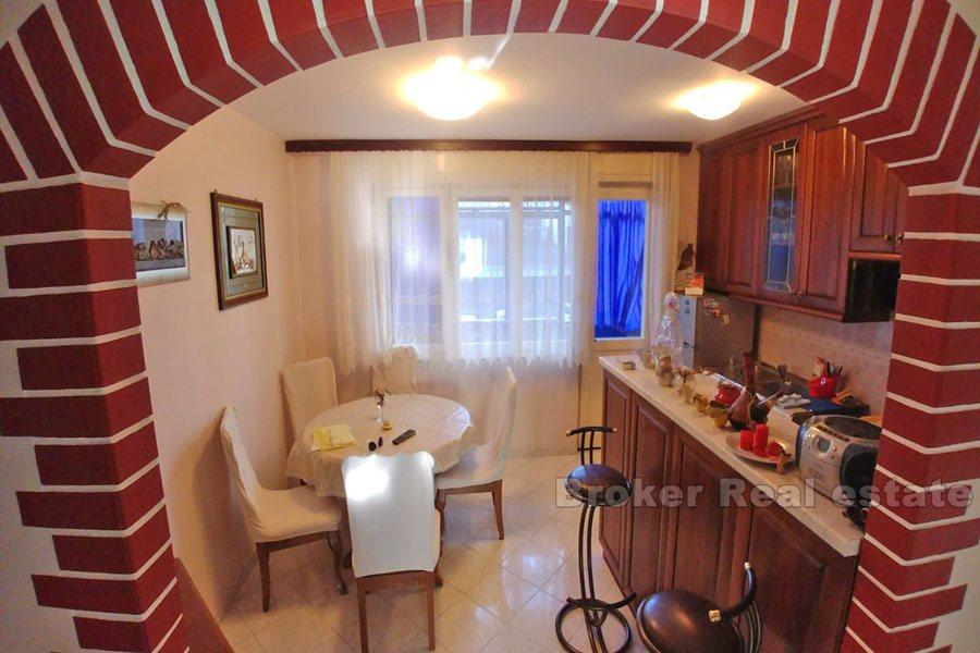 Сукоисан, трехкомнатная квартира для продажи