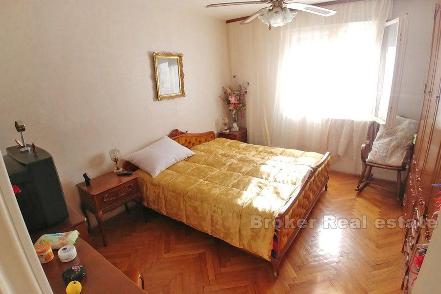 Sukoisan, two bedroom apartment for sale