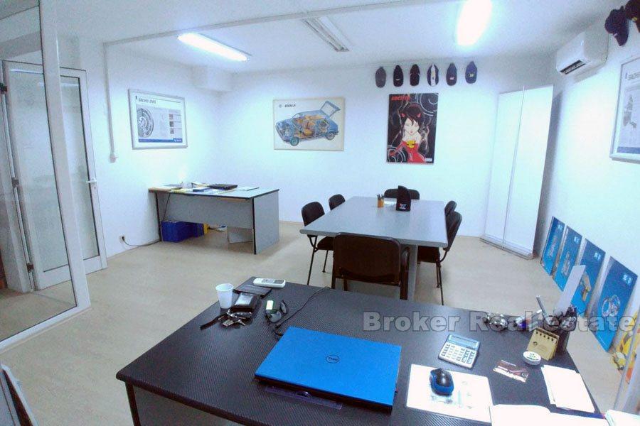 Bol, espace d'affaires de 100m2 et entrepôt de 140m2, à vendre