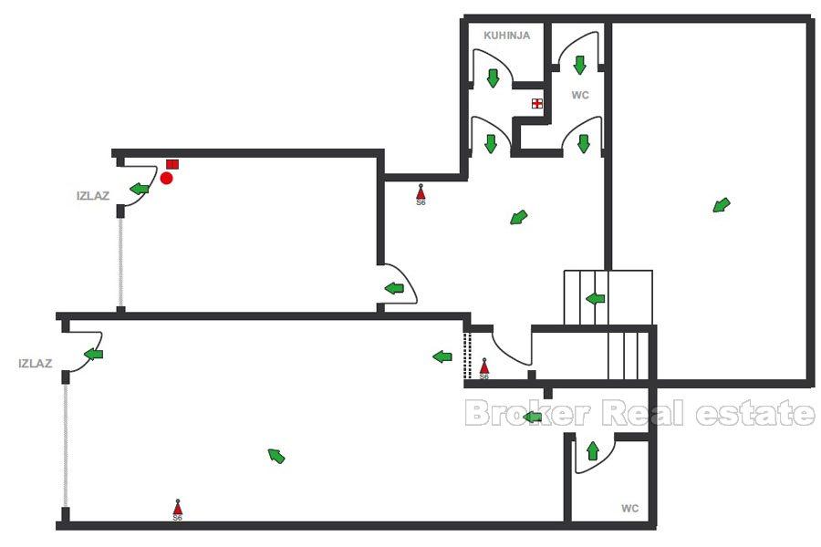 Bol, affärsutrymme på 100m2 och 140m2 lager, till salu