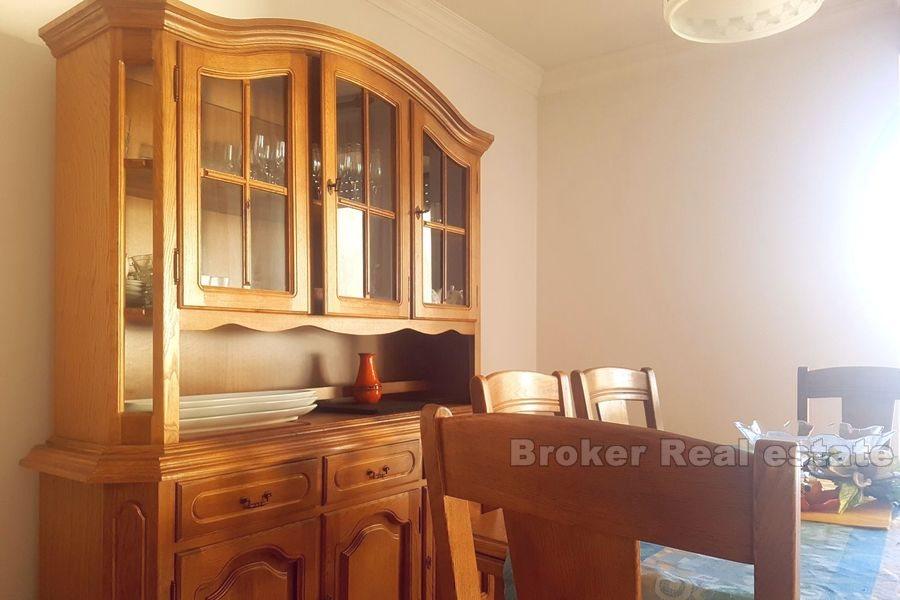 Sucidar, three bedroom comfortable apartment, for sale