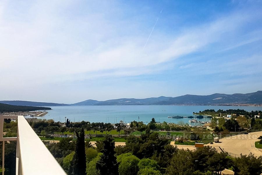 Three bedroom comfortable apartment, sale