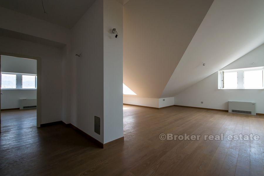 Lyxig takvåning, långtidsuthyrning