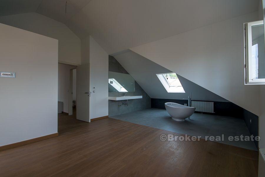 Lyxig takvåning, långtidsuthyrning