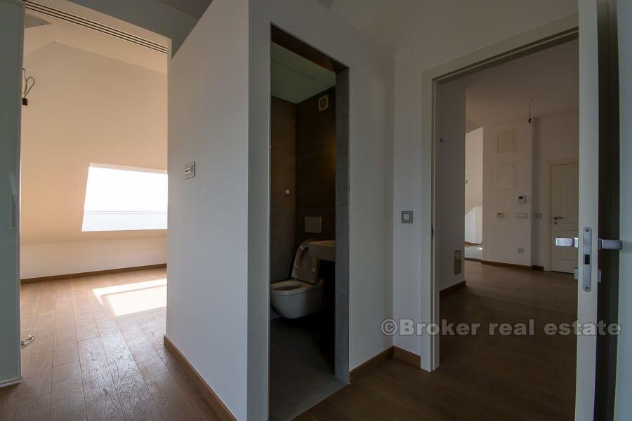 Lyxig takvåning, långtidsuthyrning