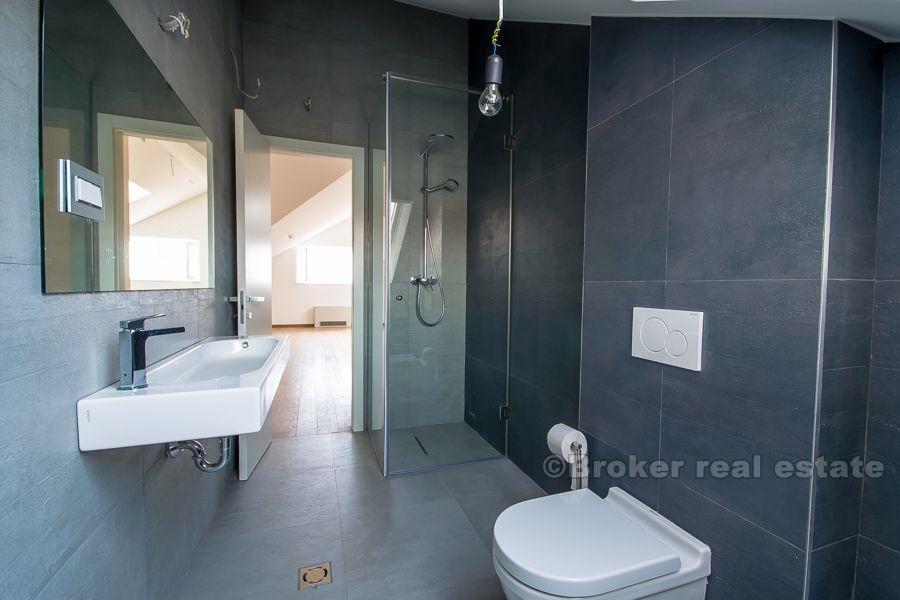 Luxurious penthouse, long term lease