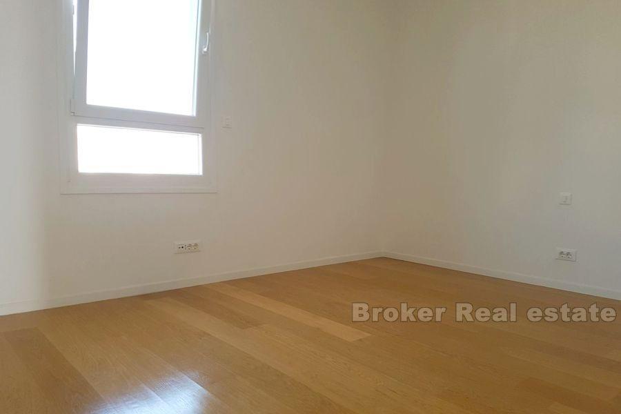 Trstenik, zwei-Zimmer-Wohnung für einen längeren Zeitraum zu vermieten