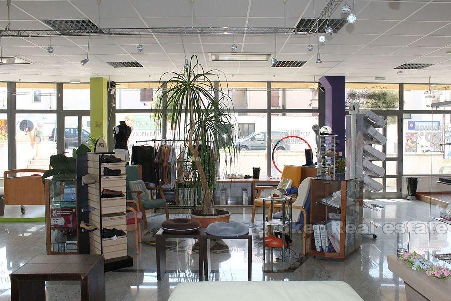 Split, Trstenik, esposizione e vendita spazi per uffici