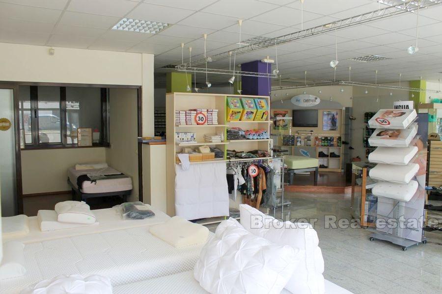 Split, Trstenik, exhibition and sales office space