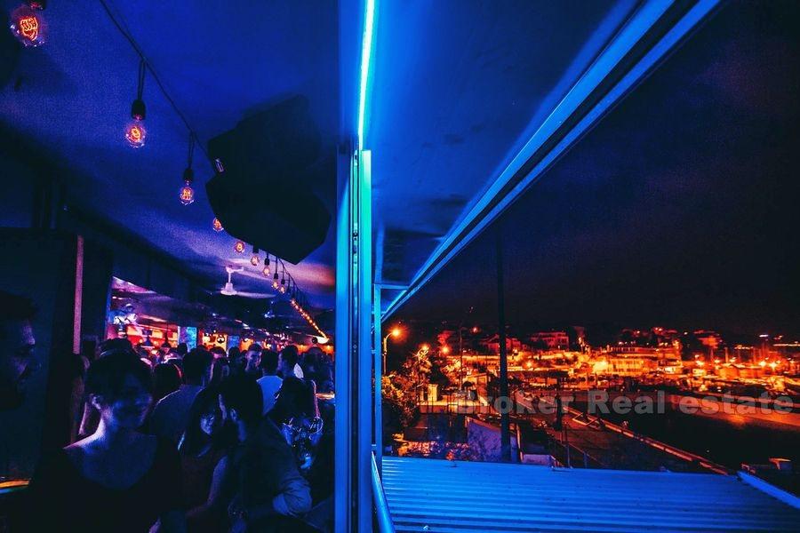 Zenta, Nachtclub / Catering