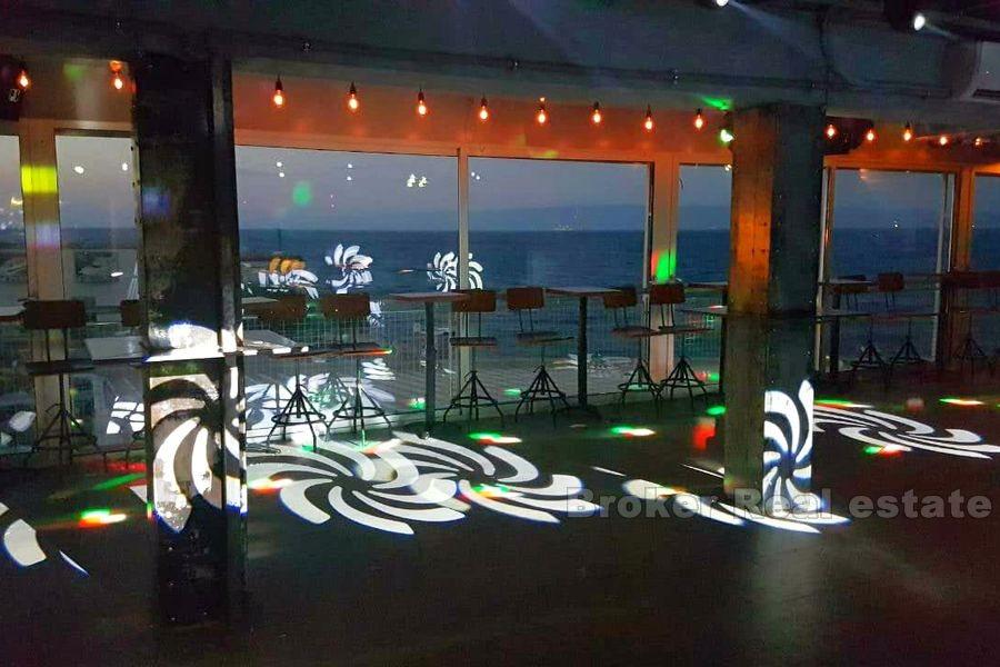 Zenta, Nachtclub / Catering