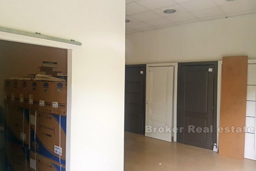 Bol, spazio commerciale vendite-mostre