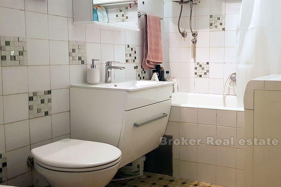 Sućidar, appartamento con due camere da letto, orientamento sud