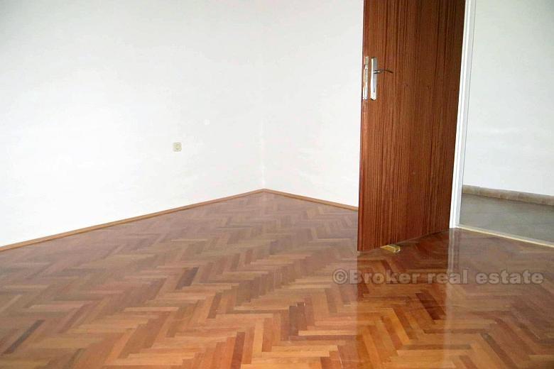 Tre camere da letto, in vendita