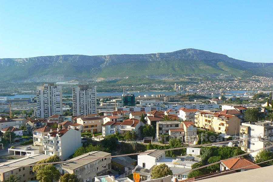 Plokite, Two-bedroom apartment, for sale