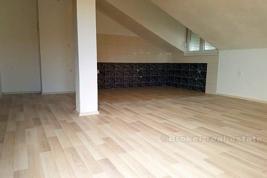 Nowo wybudowany dom, na sprzedaż