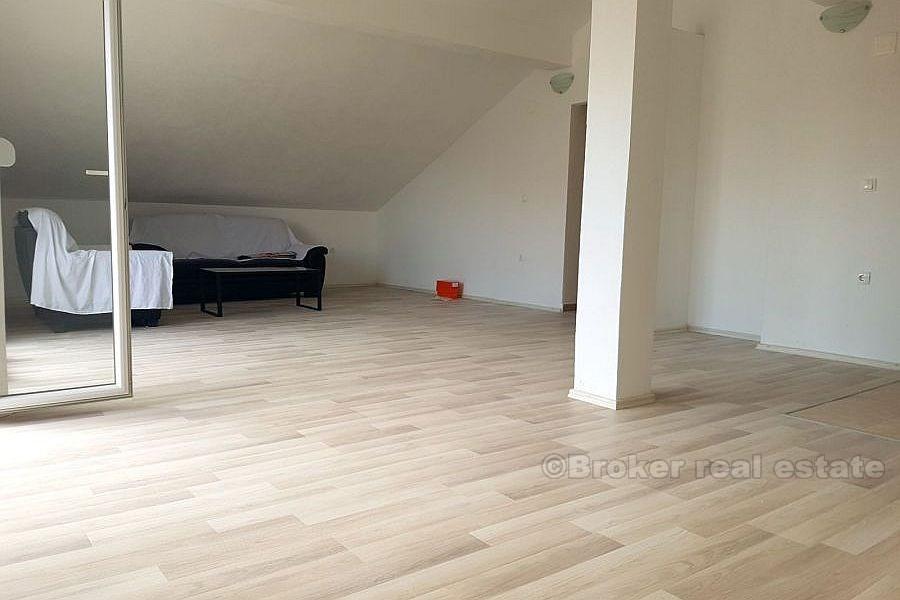 Neu gebautes Haus, zum Verkauf