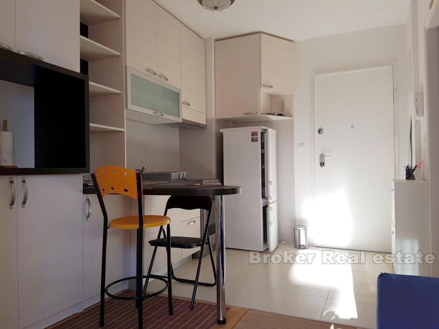 Studio apartman, prodan