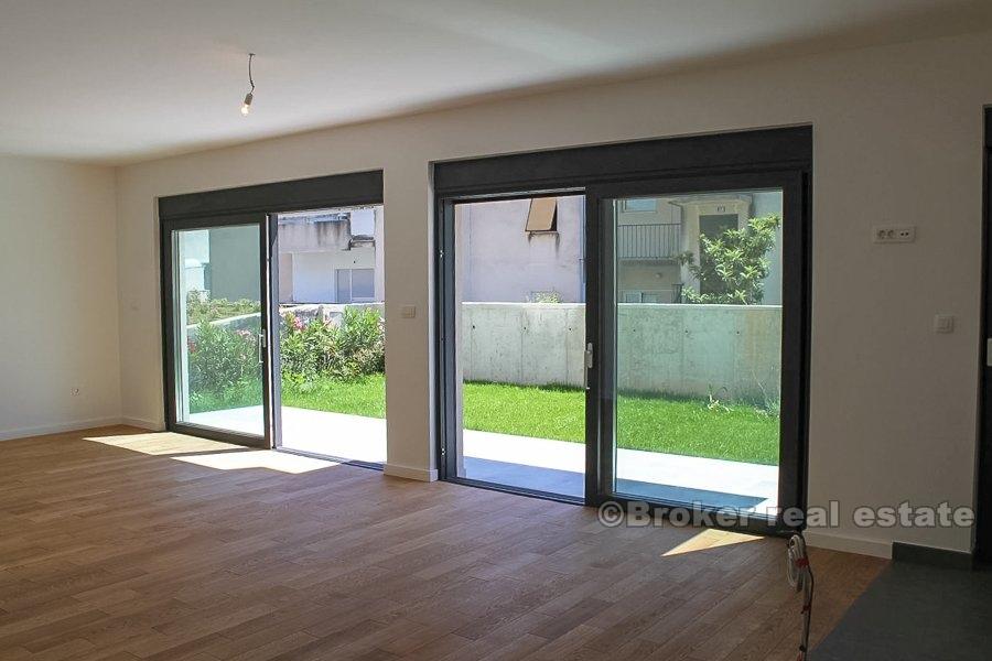 Appartement de quatre chambres, vue sur la mer, vente