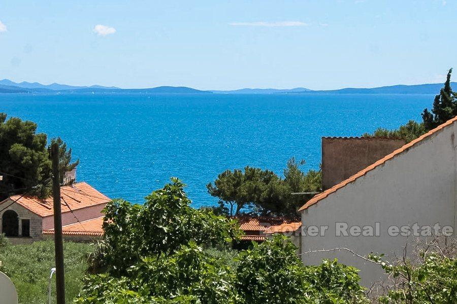 Appartamento con due camere da letto, vista mare, vendita