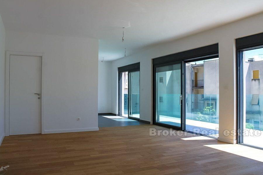 Apartament z dwiema sypialniami, widok na morze, sprzedaż