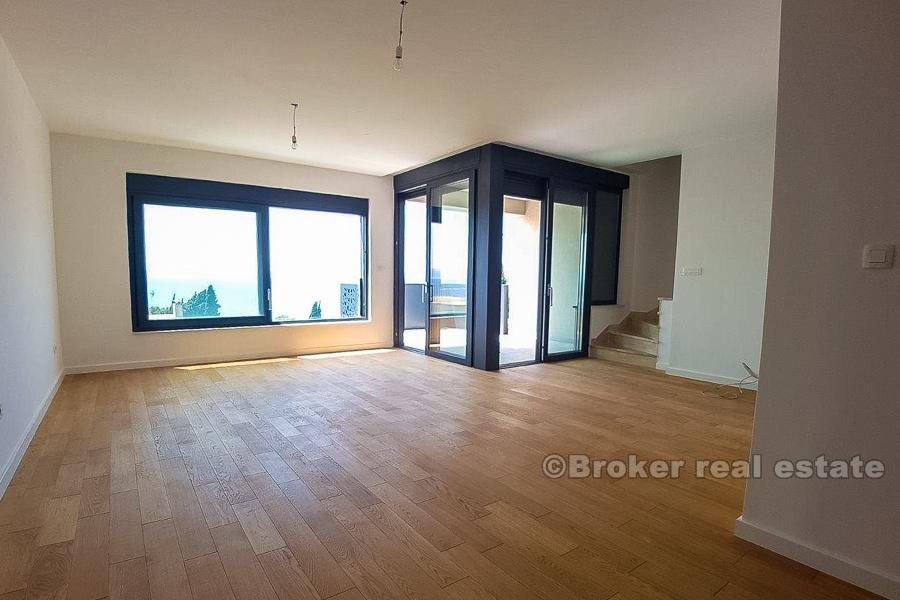 Penthouse z widokiem na morze, na sprzedaż