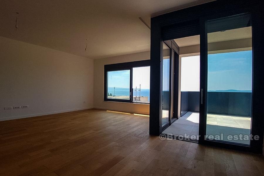 Penthouse z widokiem na morze, na sprzedaż