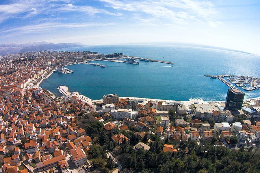 Land with building permission, for sale