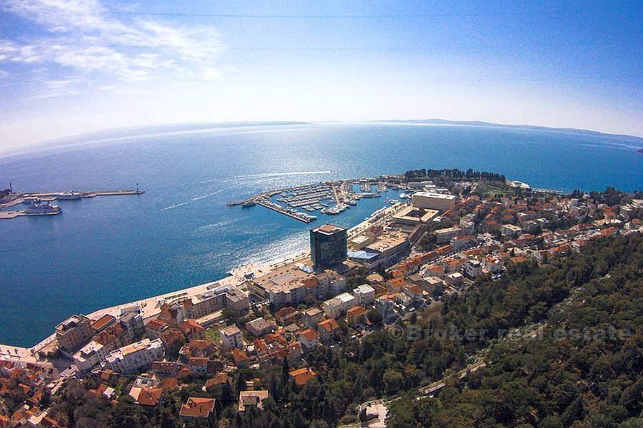 Grunty z pozwoleniem na budowę, na sprzedaż