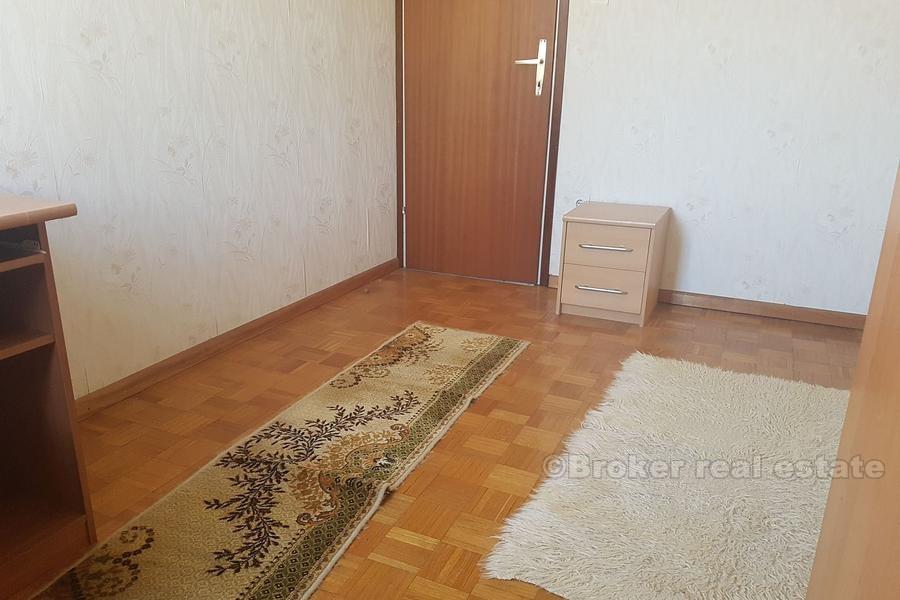 Appartement trois chambres à vendre