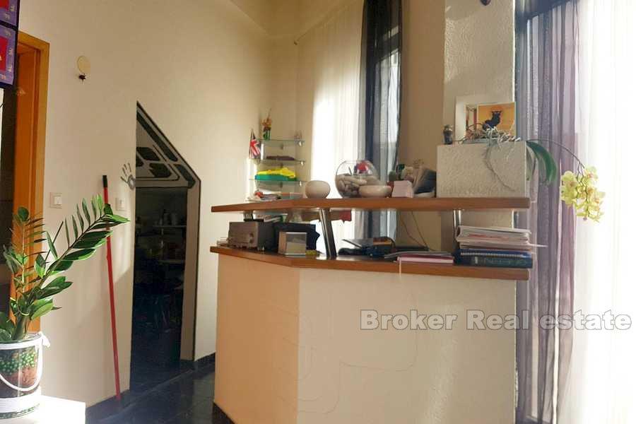 Business space, for sale