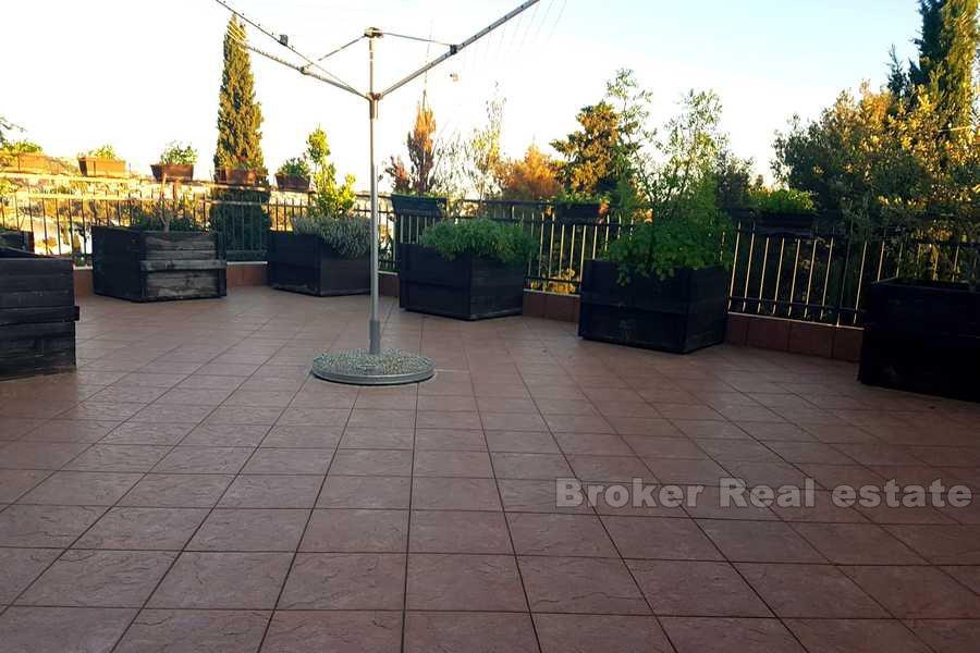 Detached house, for sale