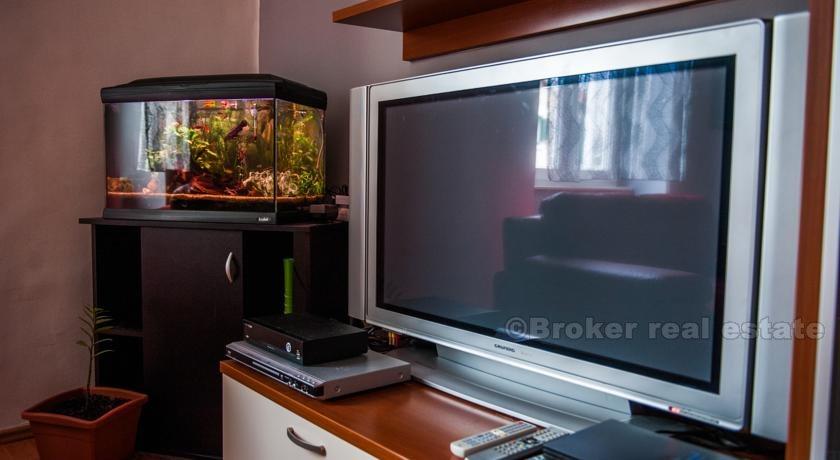 Comfortable two bedroom apartment, for rent