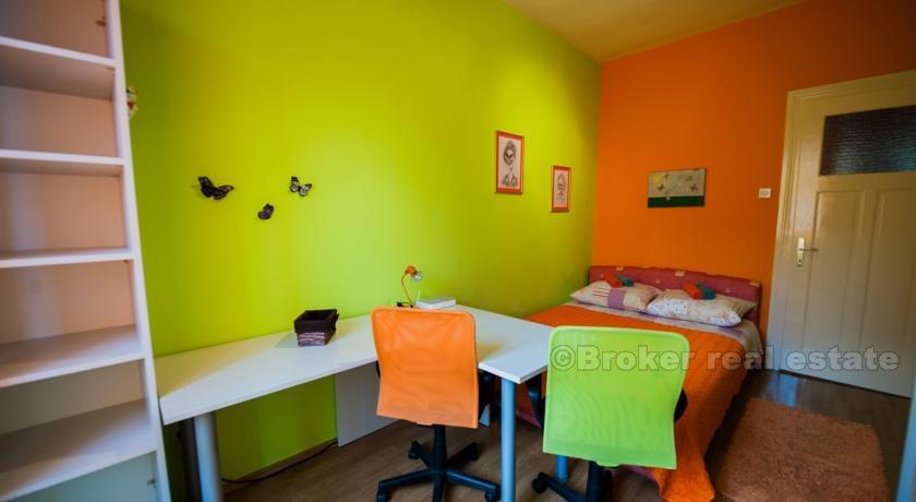 Comfortable two bedroom apartment, for rent