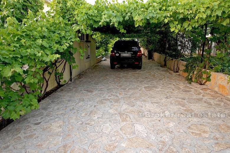 Samostatný dům k prodeji