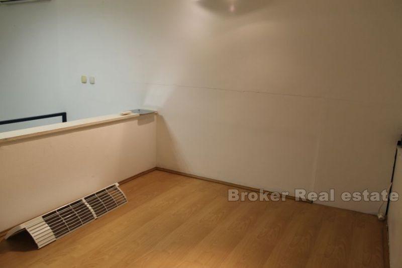 Commercial office space (Split 3), for rent