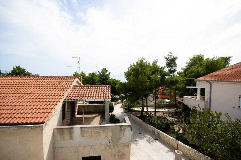 Spaziosa casa a due piani, in vendita