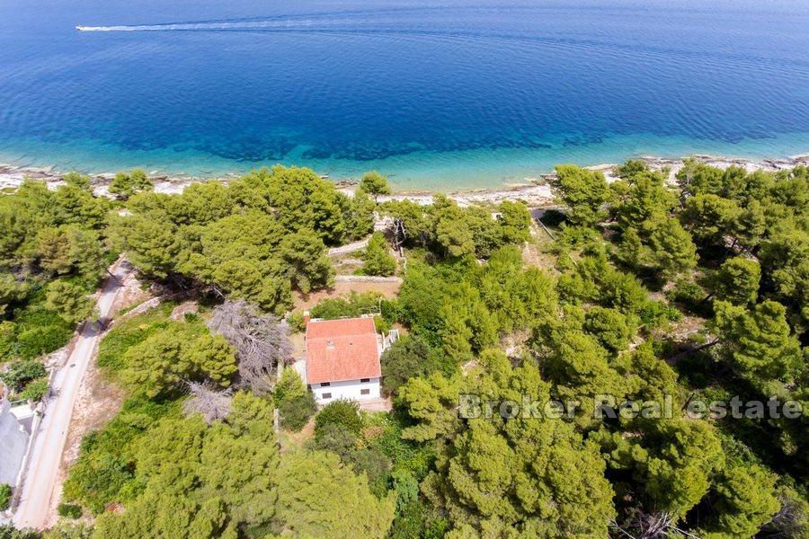 House by the sea, for sale