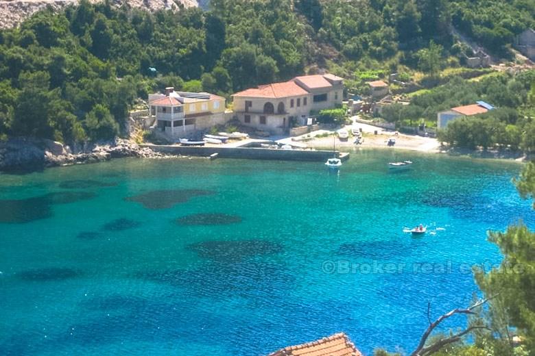Semi-detached house, for sale