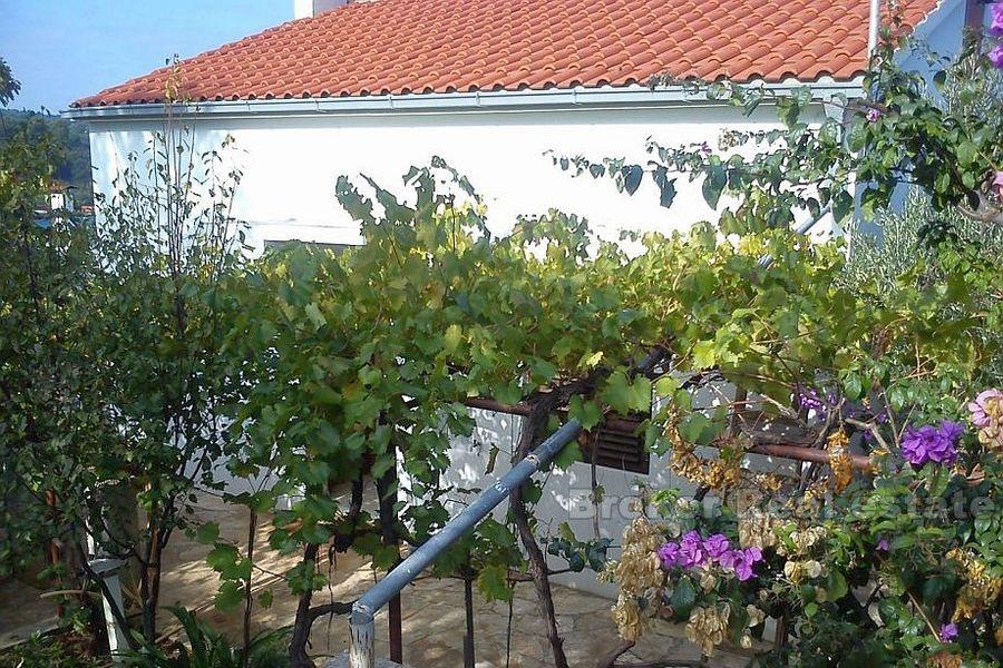 Insel Solta, Haus mit Meerblick