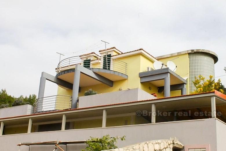 Luxury villa, for sale