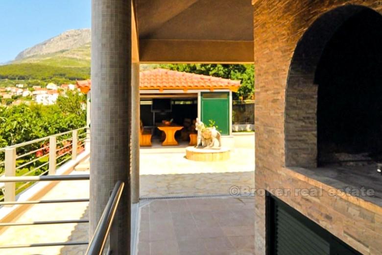 Luxury villa, for sale